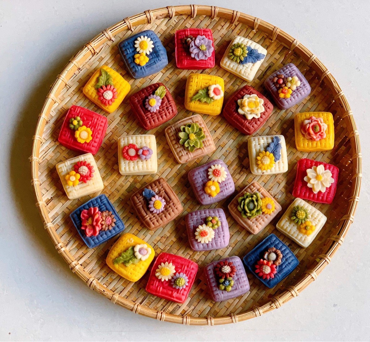 Tet Trung thu trong dich anh 2