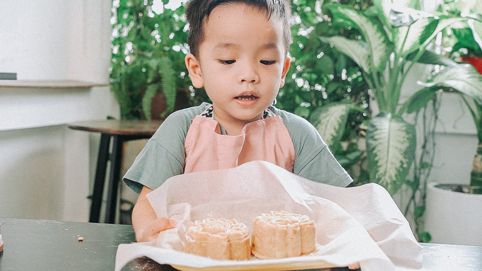 Tet Trung thu trong dich anh 8