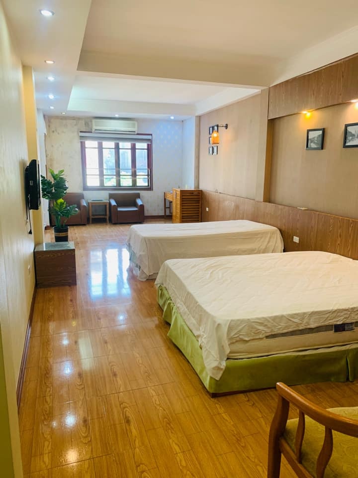 thue khach san theo thang anh 4