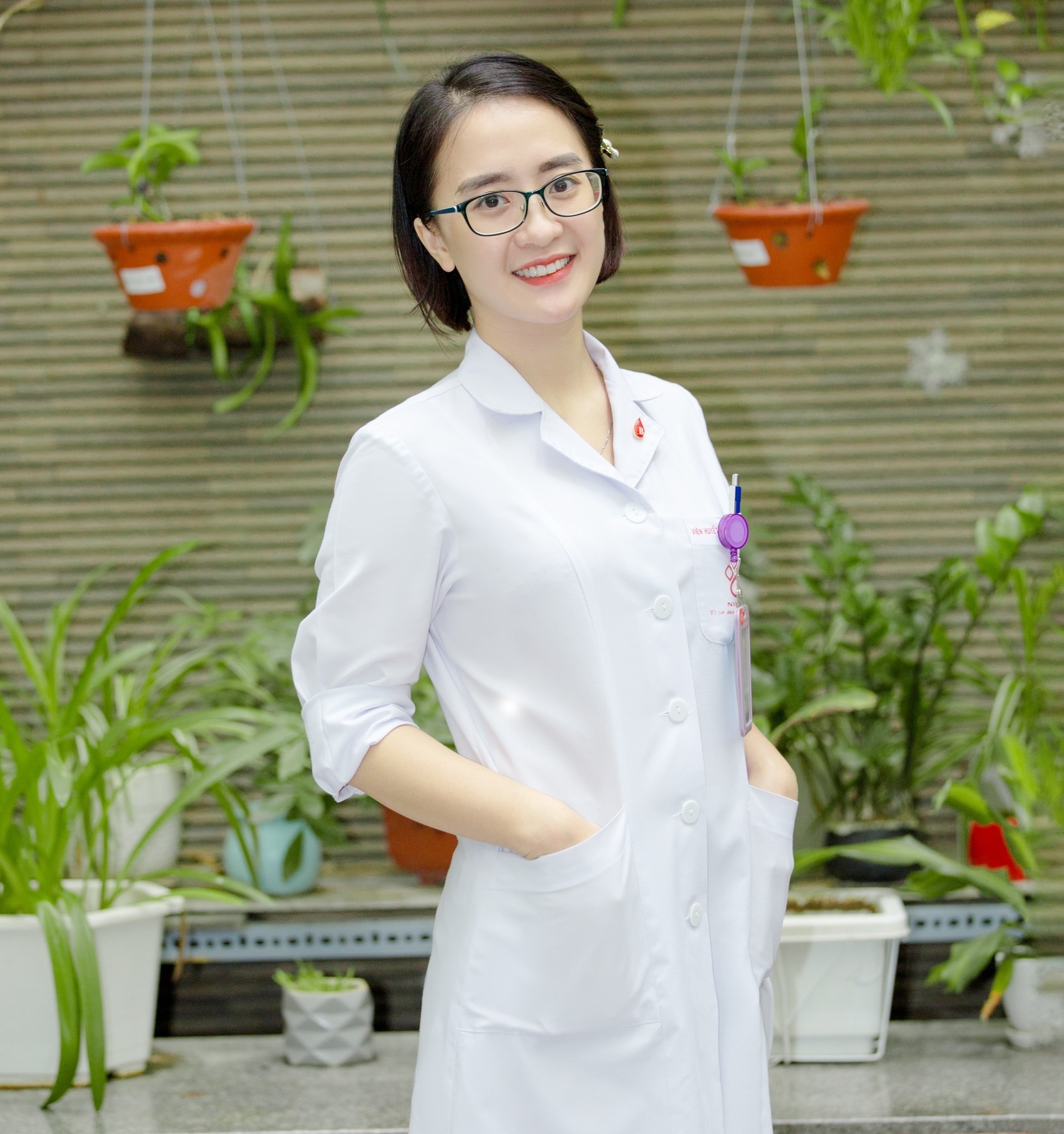 bac si chong dich anh 2