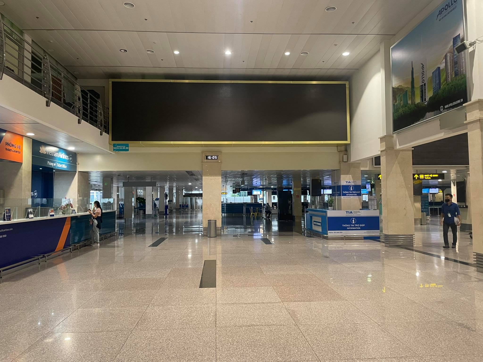 bay thuong mai TP.HCM ve Ha Noi anh 1