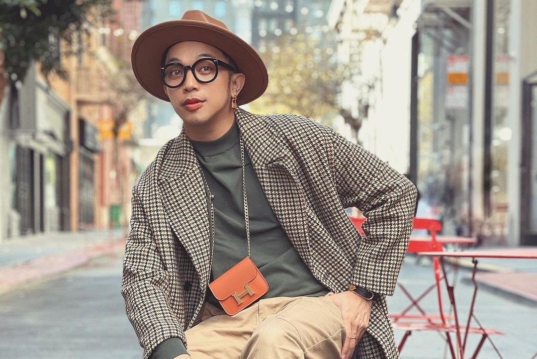 Thu vui xach tui Hermes cua nam gioi chau A hinh anh