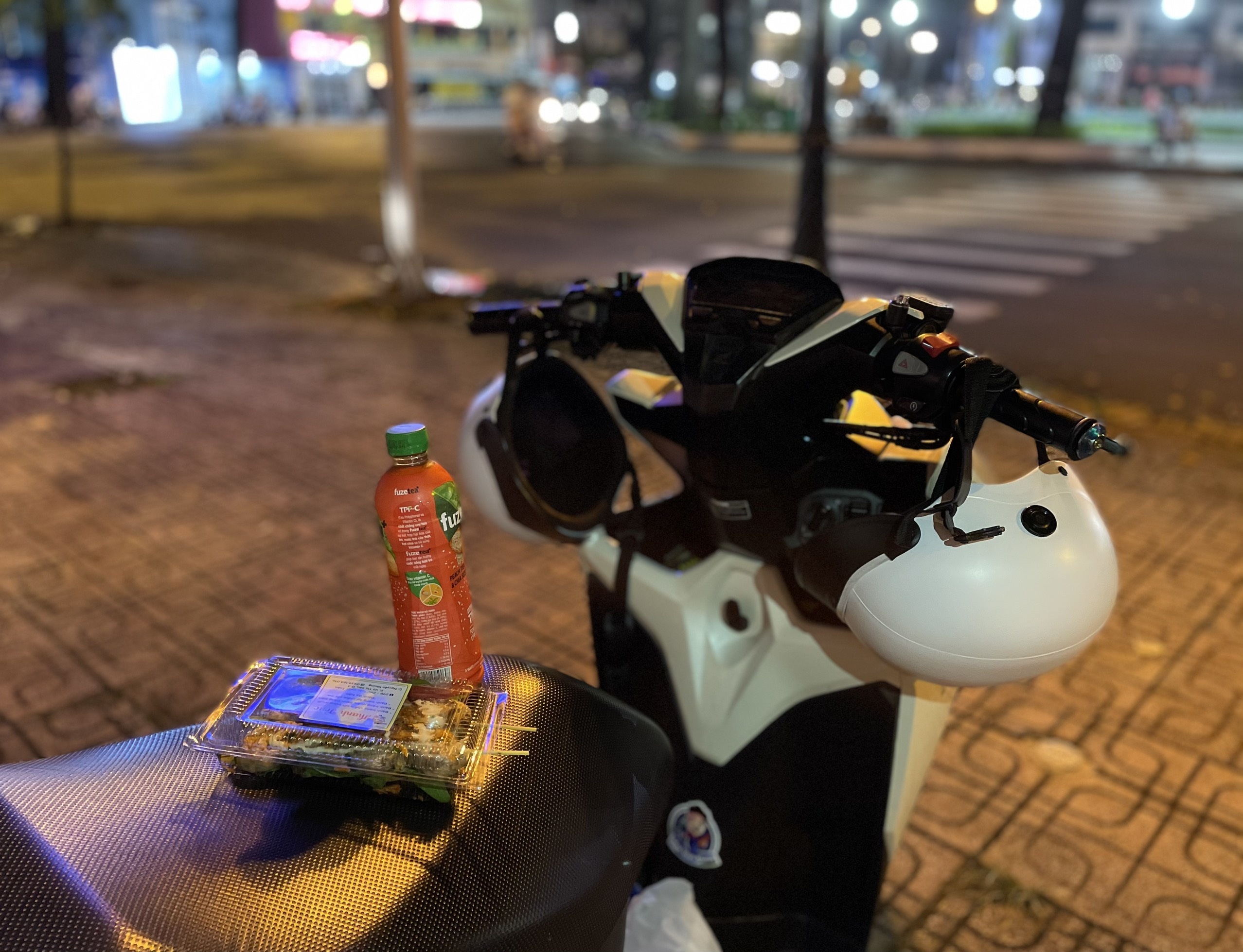 tra sua yen xe cua gioi tre anh 2