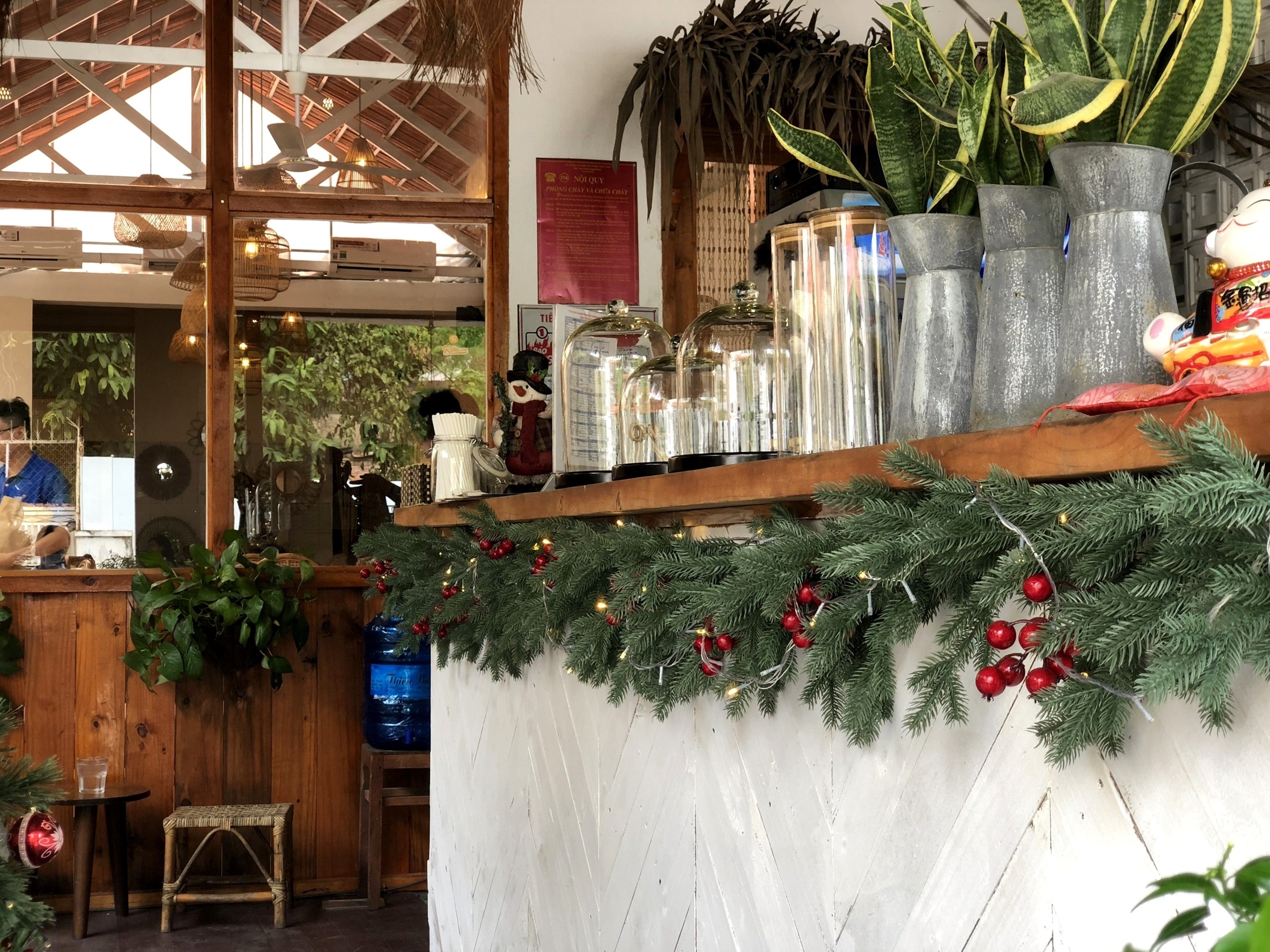 tiệm cà phê trang trí Giáng sinh ảnh 7 tiem ca phe trang tri Giang sinh anh 7