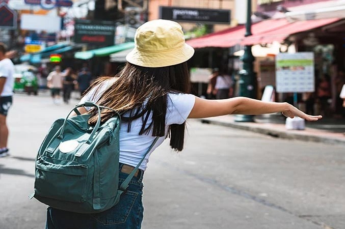 Bi lua dao khi du lich Thai Lan hau gian cach hinh anh