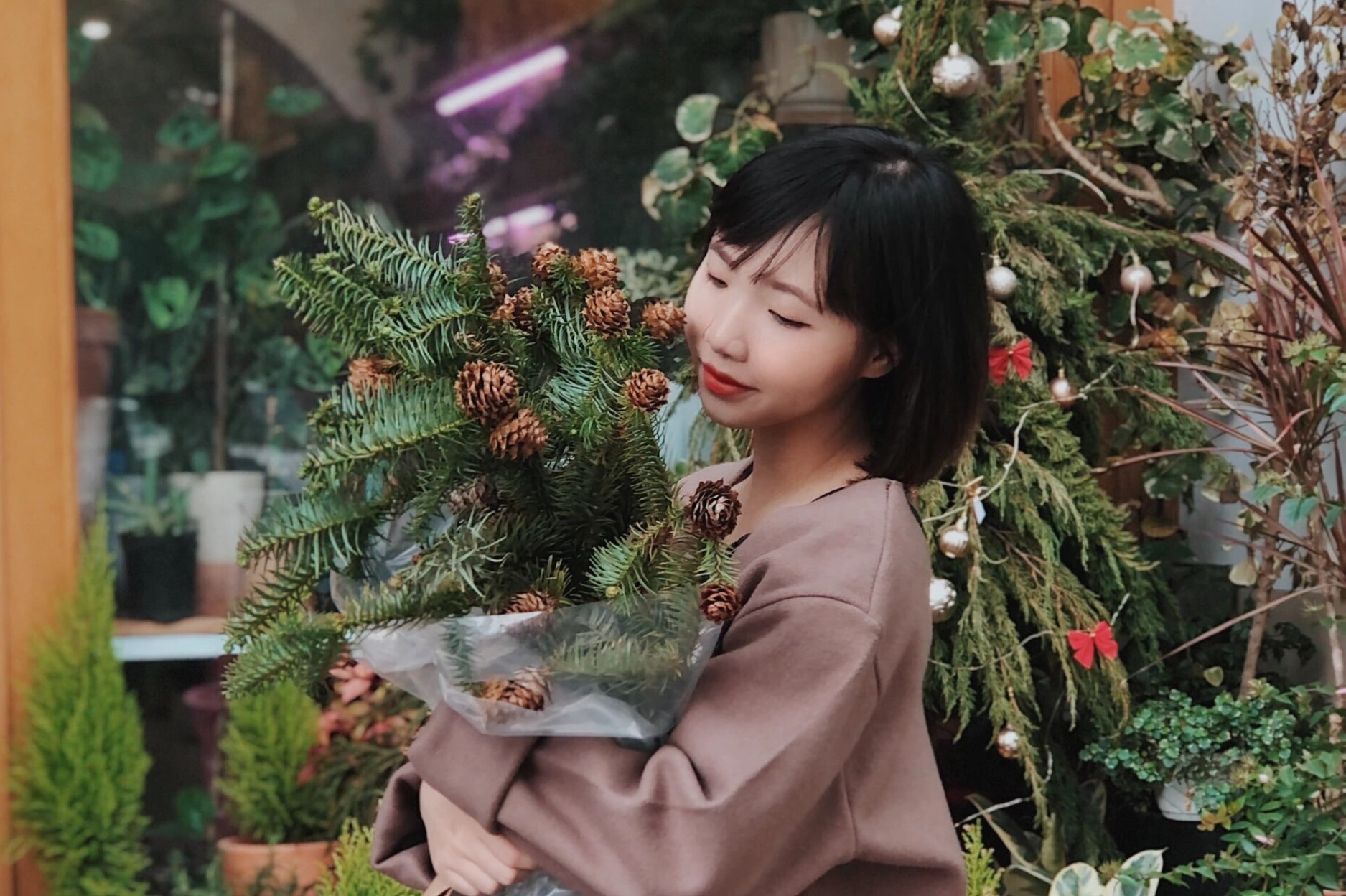 Thich tu tap tai nha hon an hang quan hau gian cach hinh anh