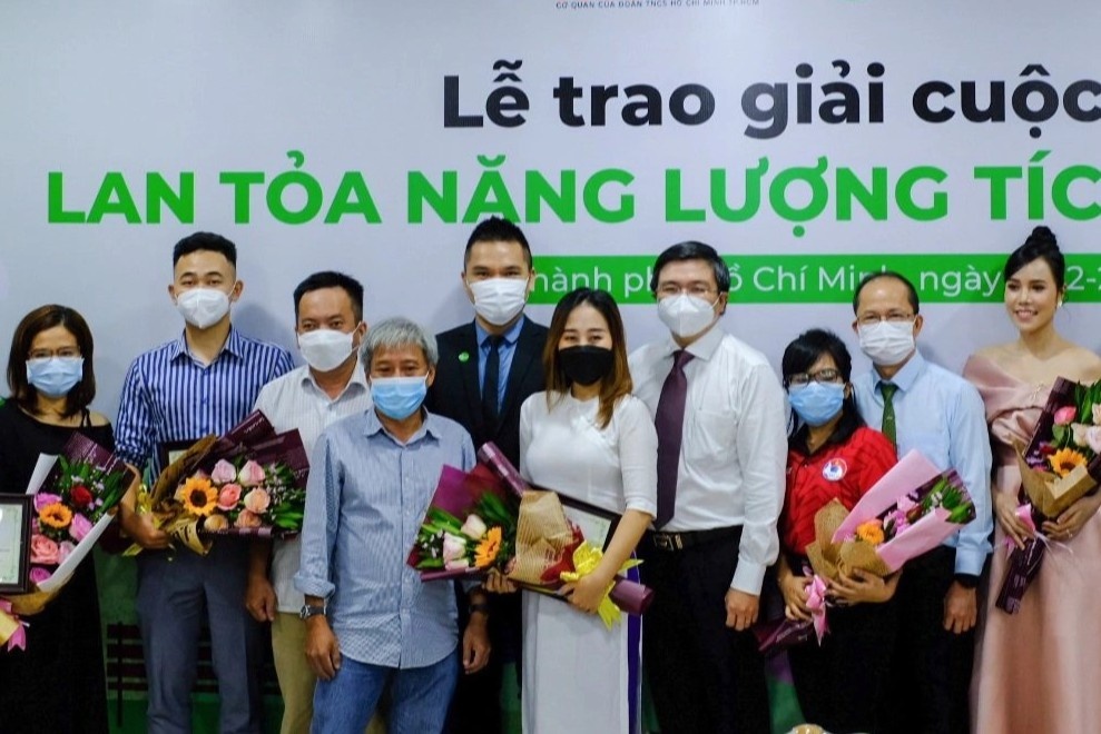 Nguon nang luong tich cuc de chien dau voi dich Covid-19 hinh anh