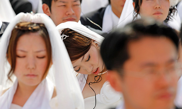 Dam cuoi tai Seoul giam gan mot nua trong 20 nam qua hinh anh