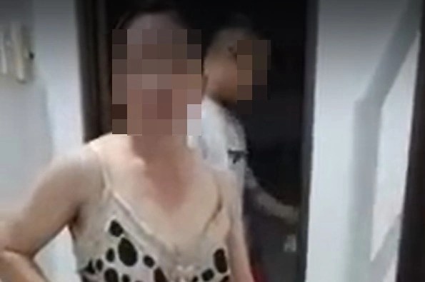 Cong an xac minh vu F0 to bi chu tro duoi di hinh anh