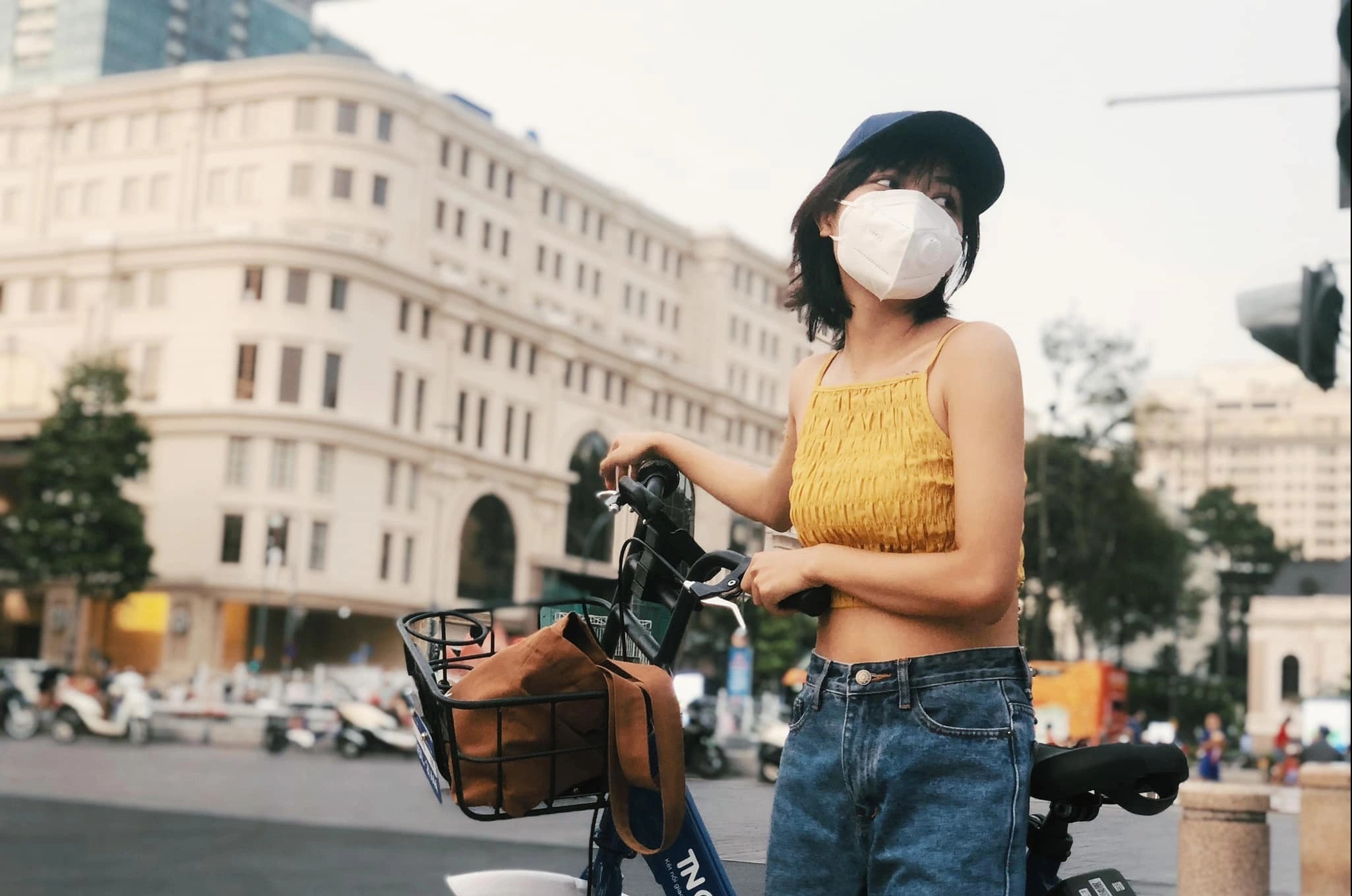 Thue xe dap cong cong de dao choi khu trung tam tai TP.HCM hinh anh