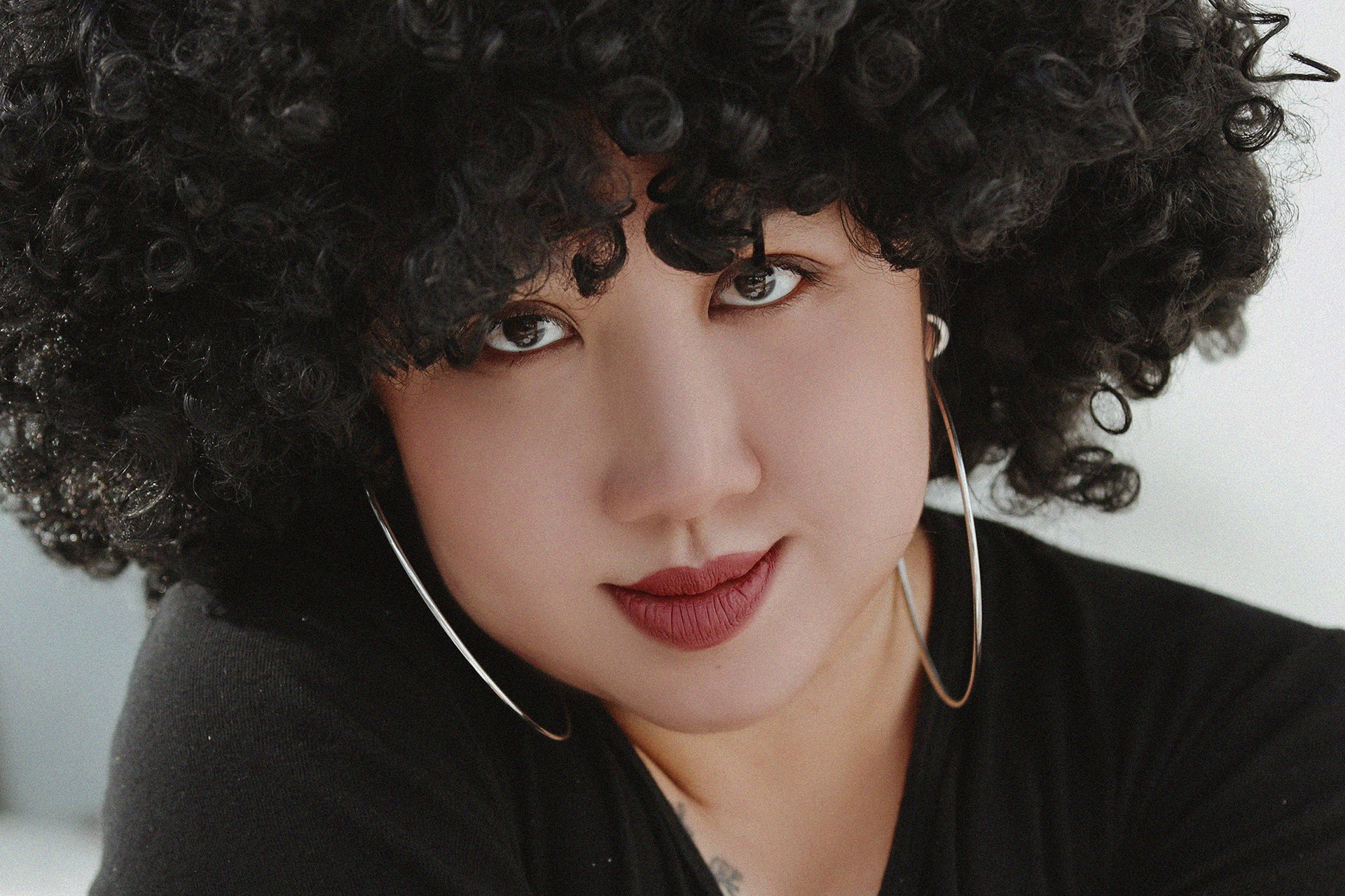 Nguoi mau ngoai co anh 12