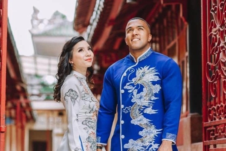 Hanh trinh di 17 quoc gia cua cap vo Viet, chong My hinh anh