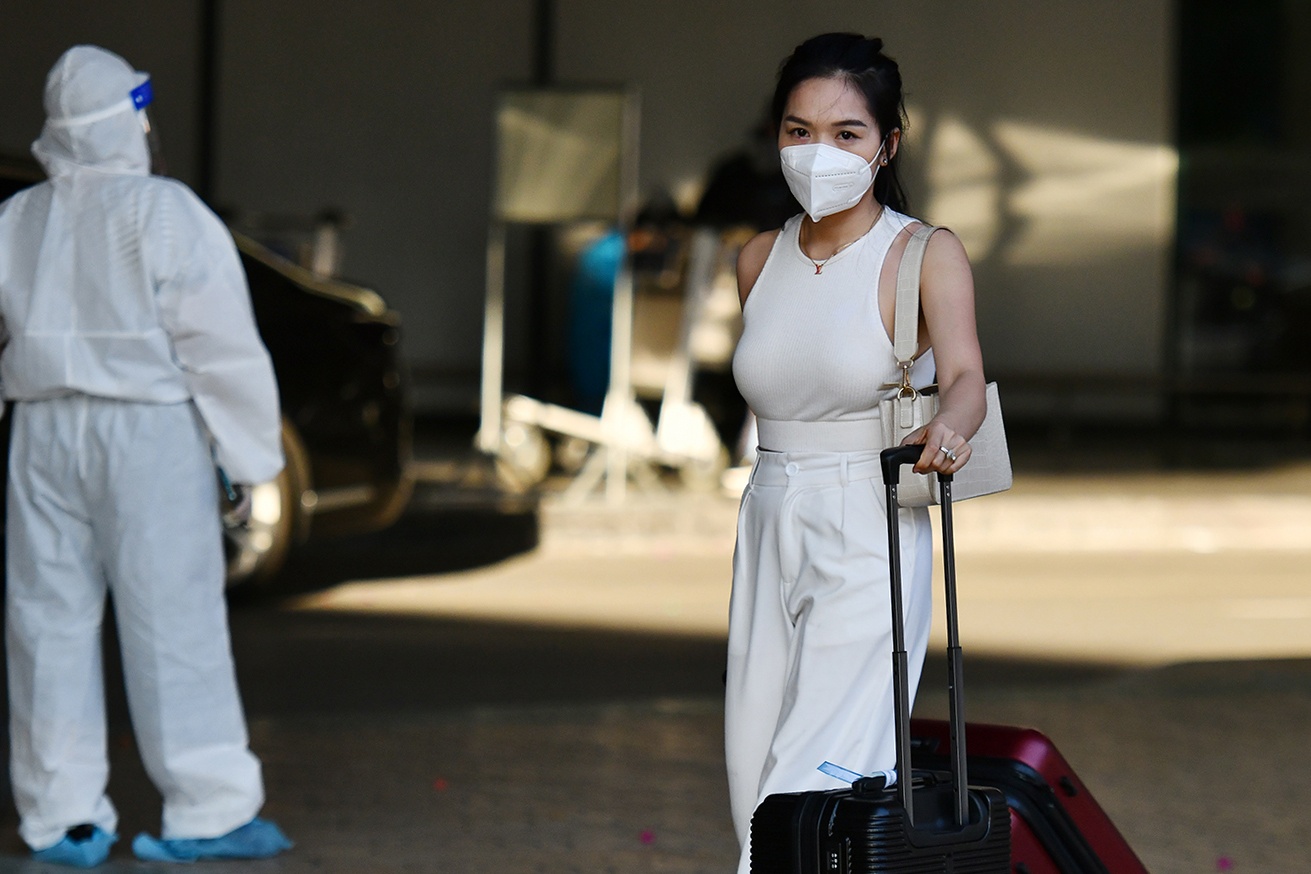 Quy dinh cach ly danh do nguoi muon ve que an Tet hinh anh