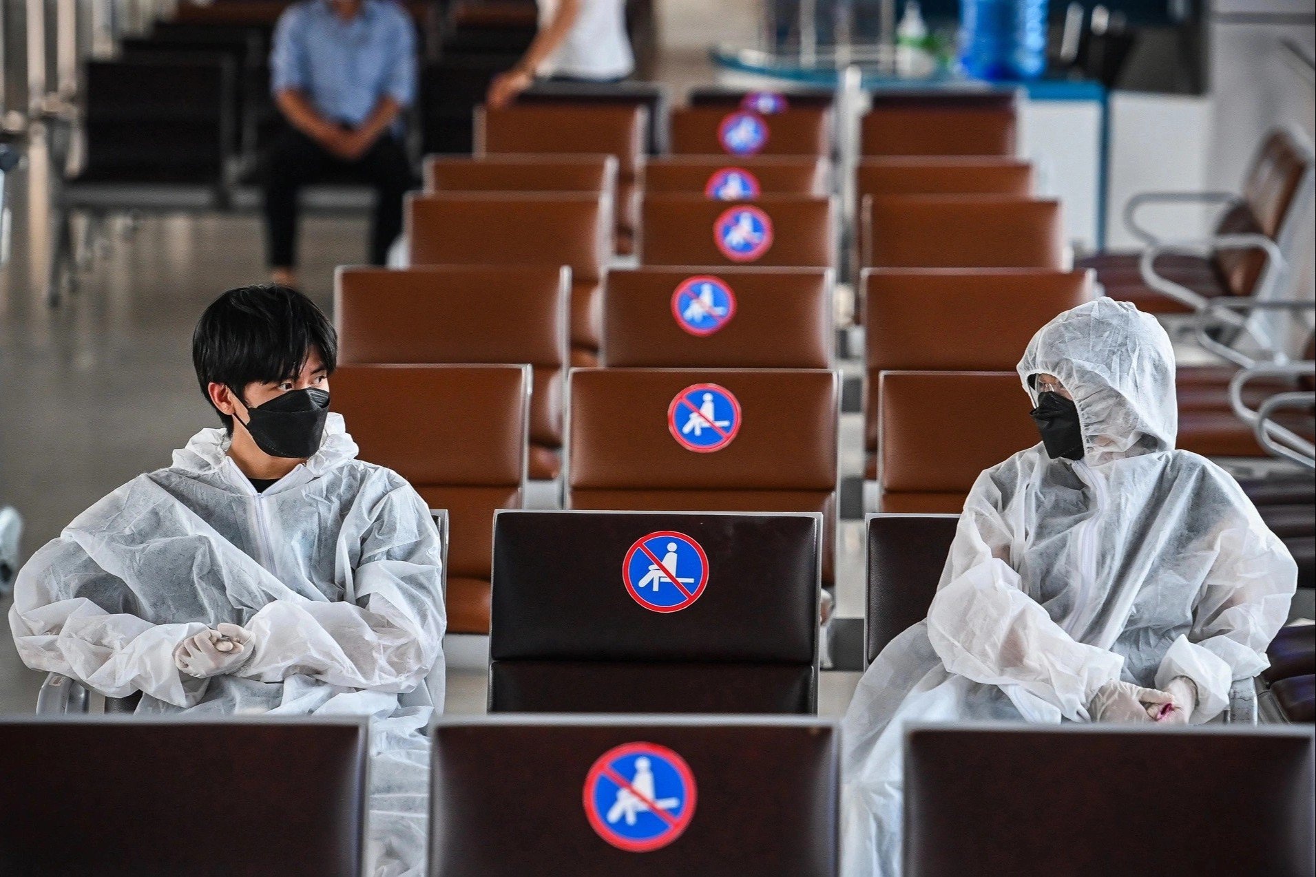 Sep dau dau khi nhan vien xin nghi Tet som, ve que cach ly hinh anh