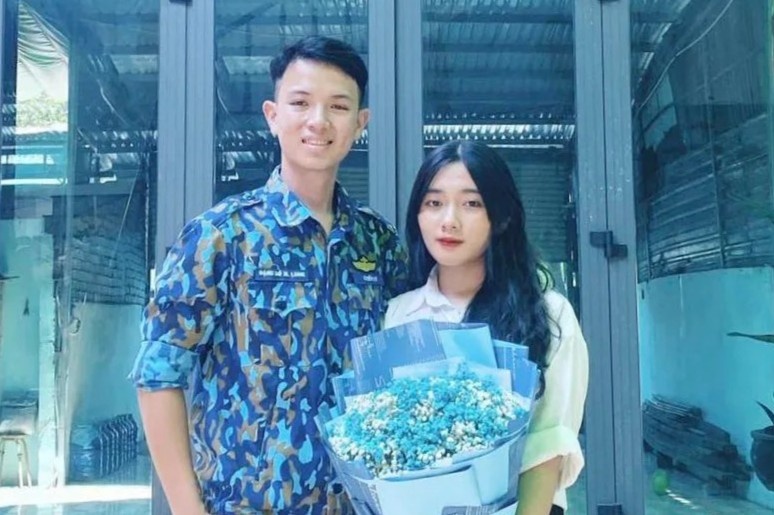 Ngay ra quan ngot ngao cua chien si nghia vu hinh anh