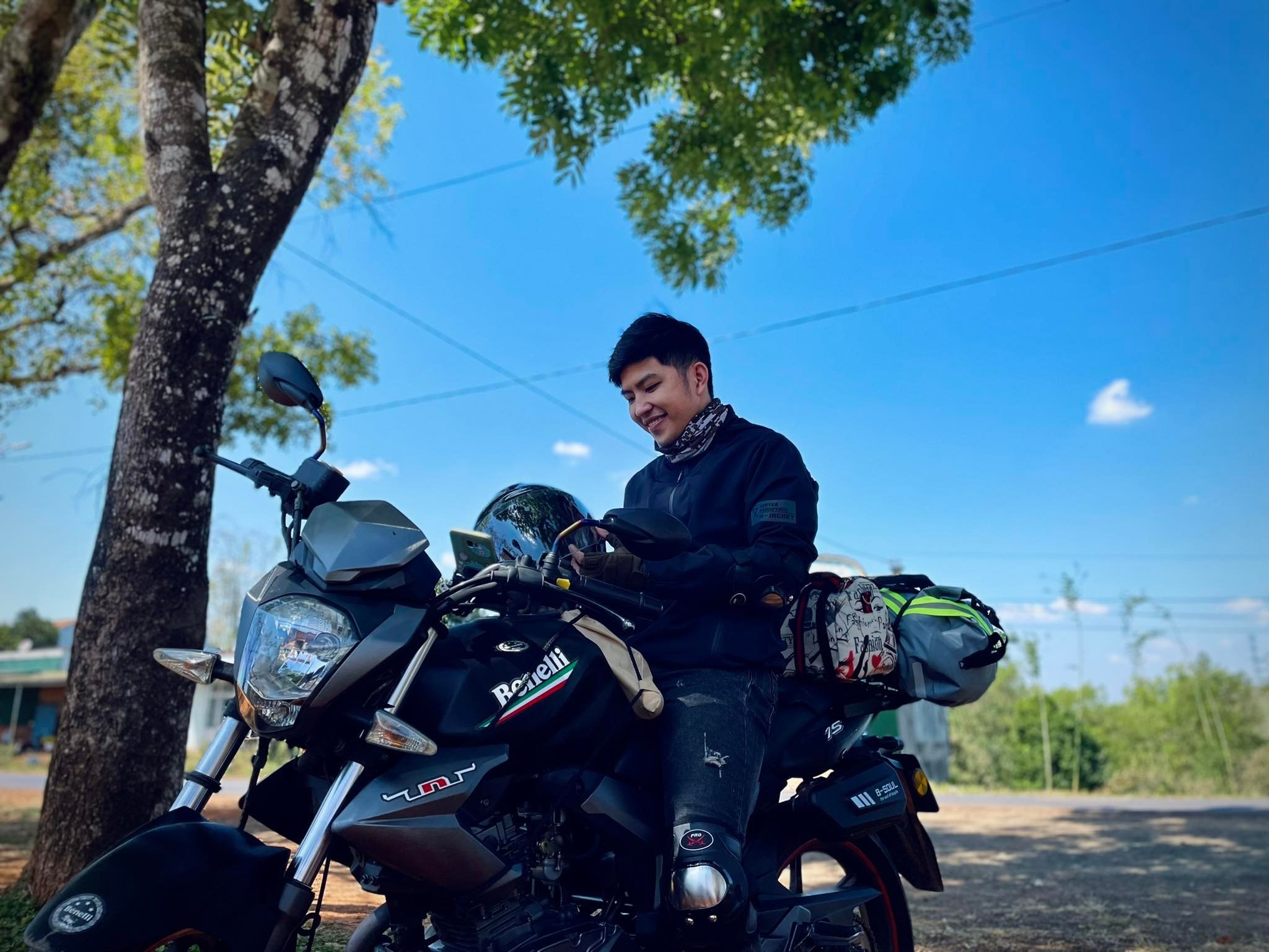 di xe may ve que an Tet anh 4