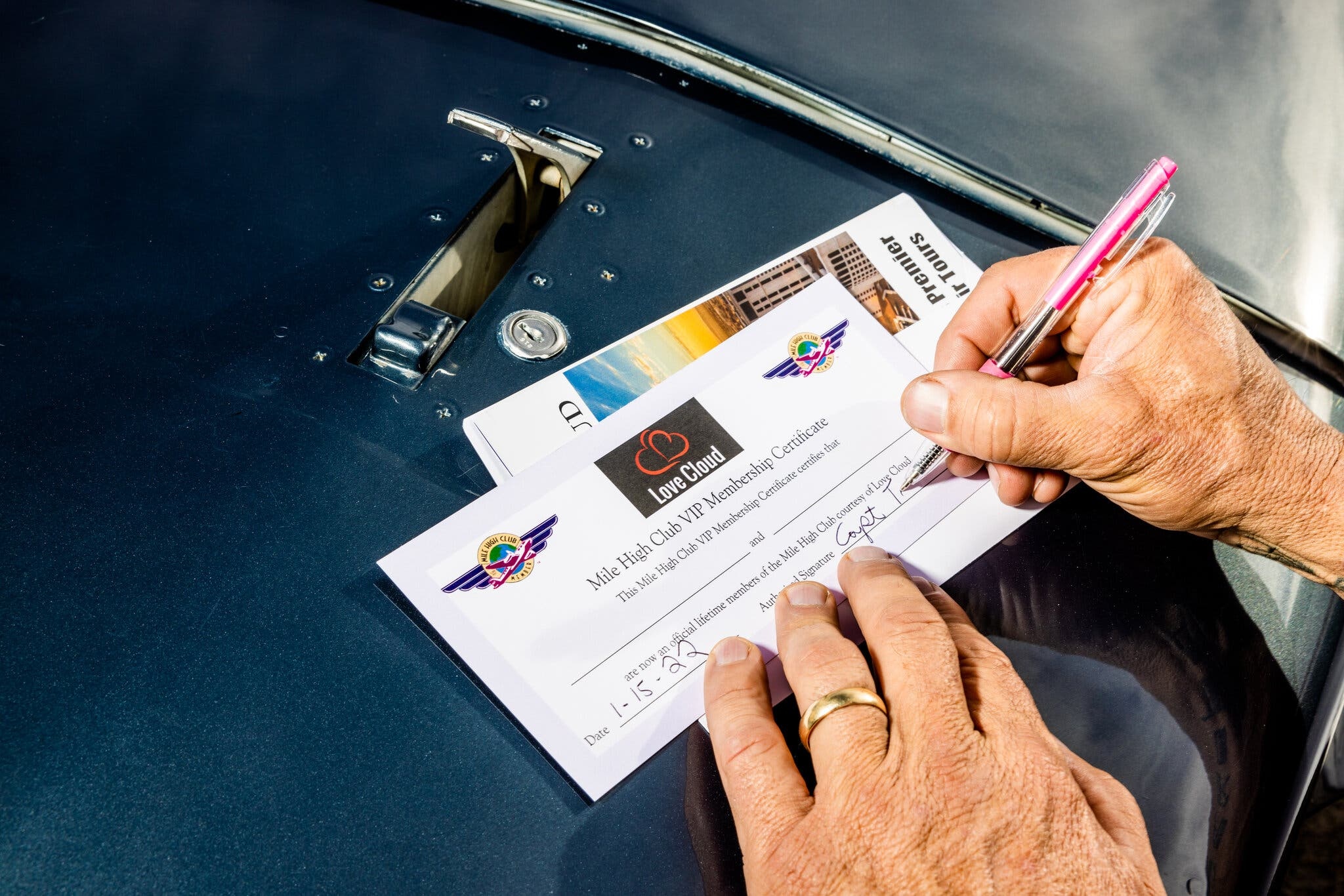 dịch vụ lãng mạn trên máy bay ảnh 5 dich vu lang man tren may bay anh 5