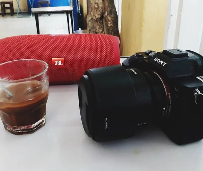 nguoi tre song mot minh anh 1