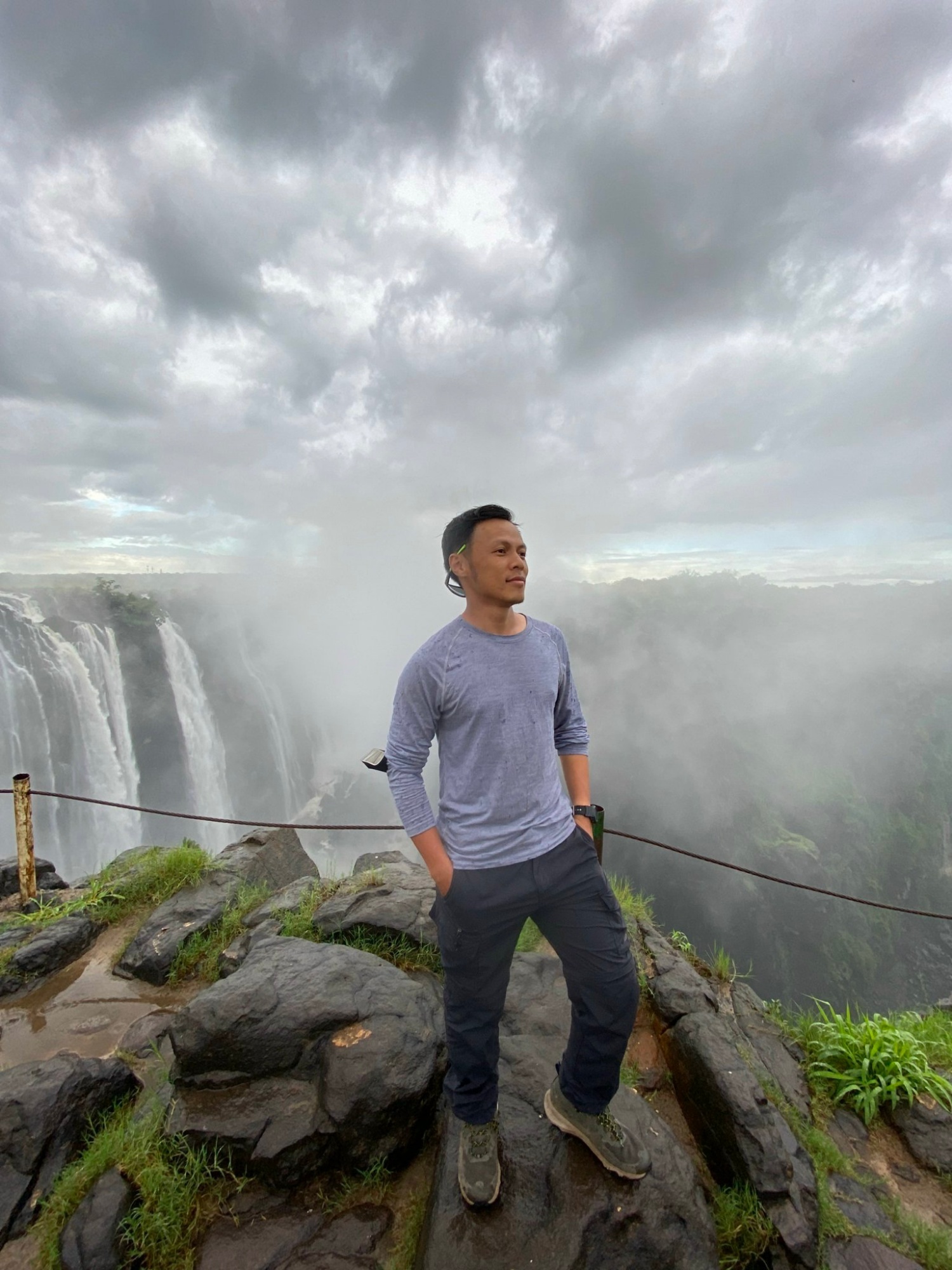 Chang trai di 3 nuoc chau Phi trong dich anh 19