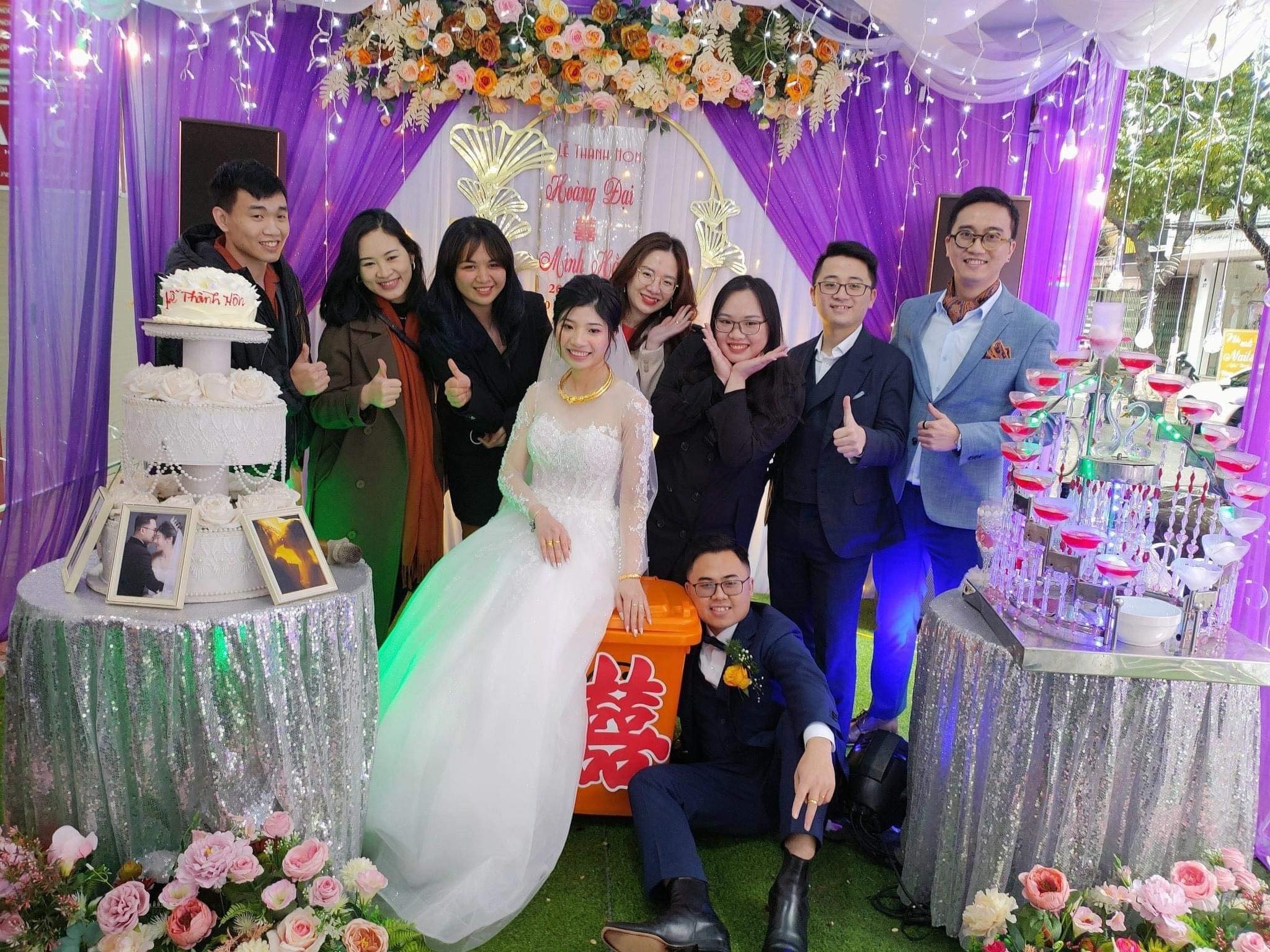 cô dâu được tặng 10 lít xăng ảnh 10 co dau duoc tang 10 lit xang anh 10