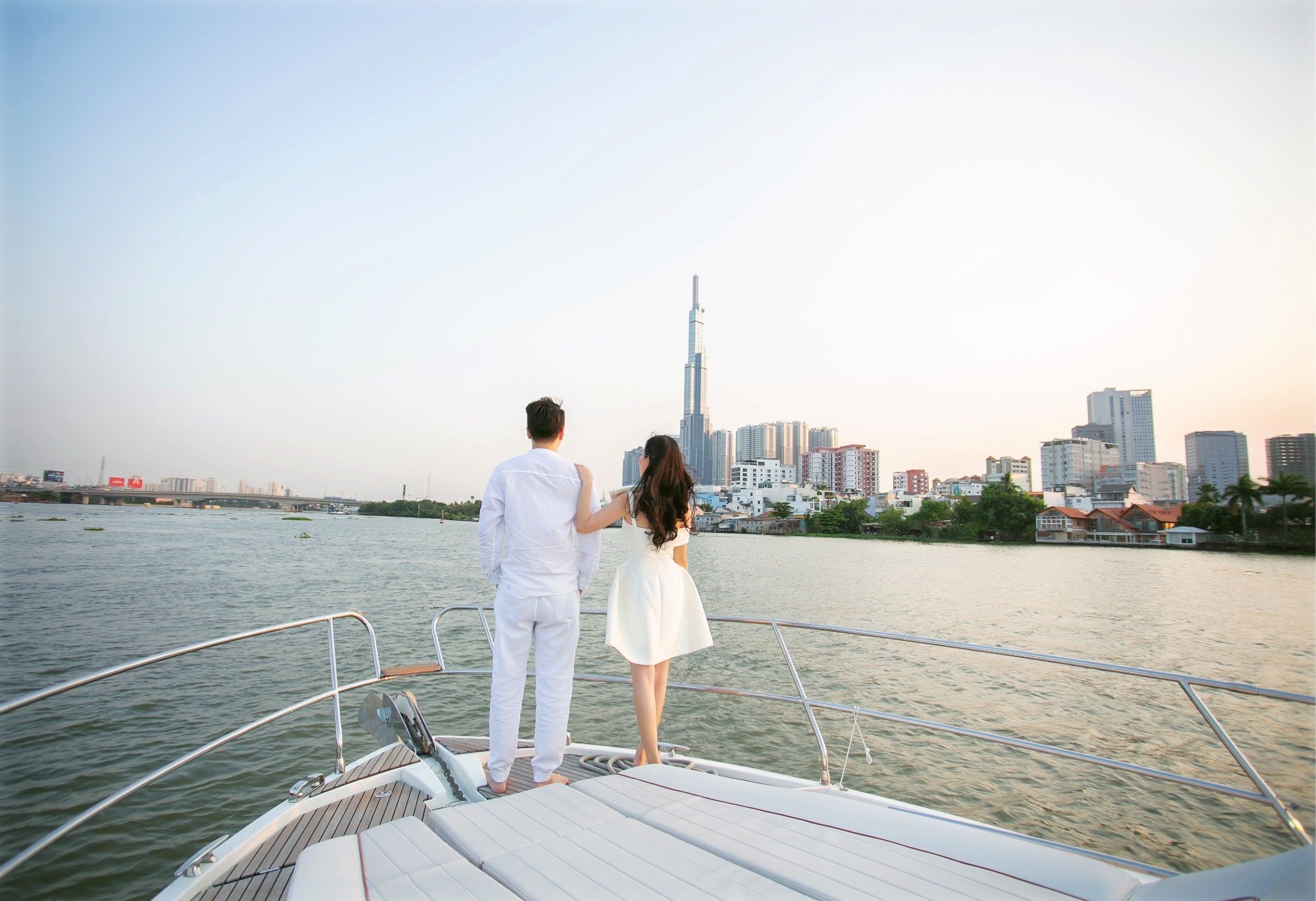 trao luu thue du thuyen anh 11