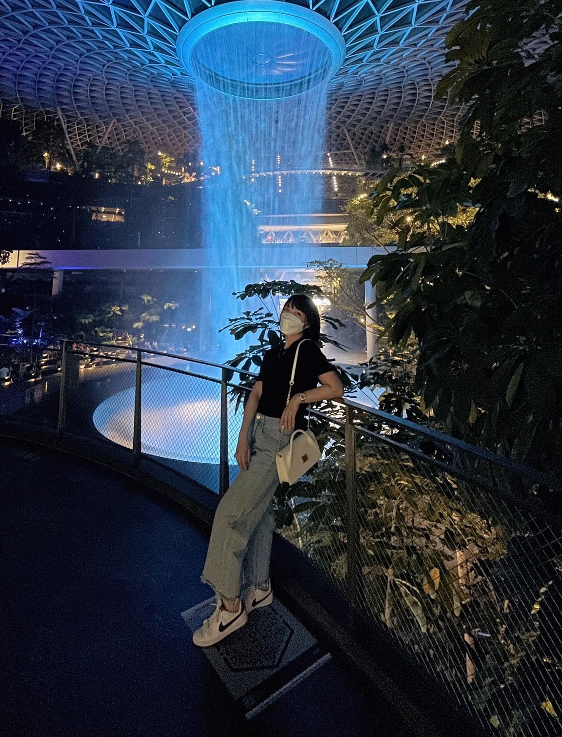 dương tính khi du lịch nước ngoài ảnh 3 duong tinh khi du lich nuoc ngoai anh 3