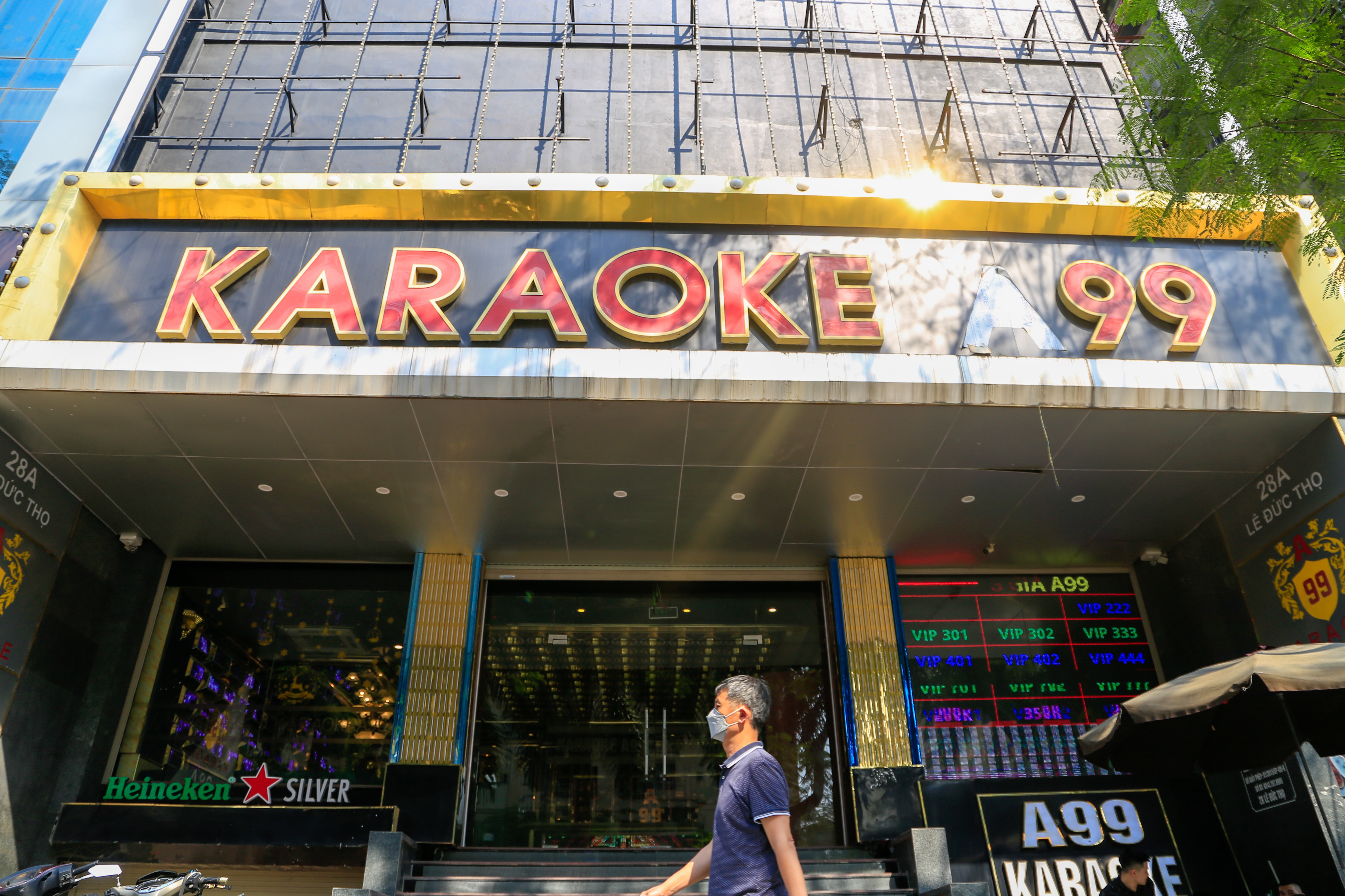 karaoke Ha Noi mo lai anh 6