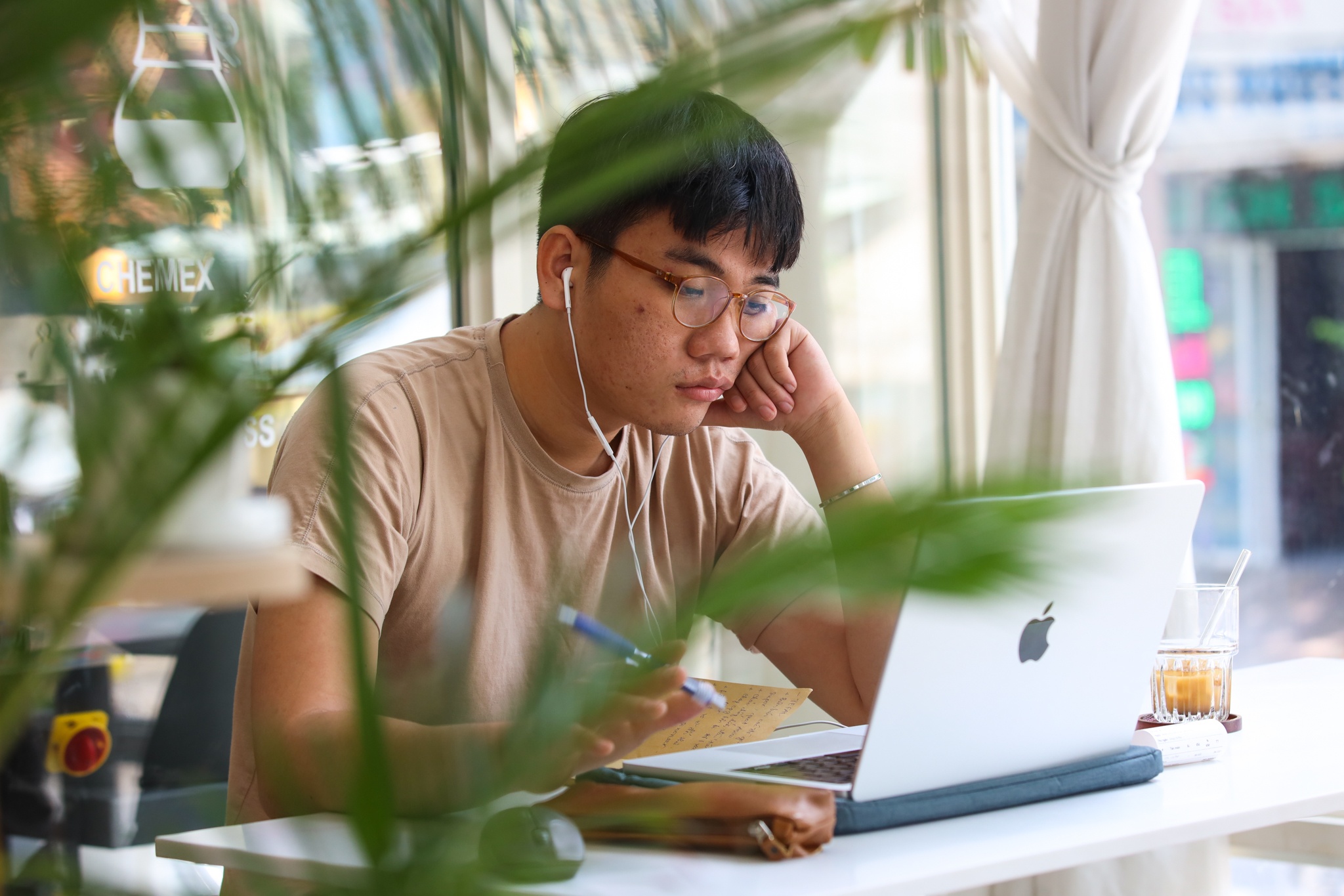 nhan su ganh team anh 1