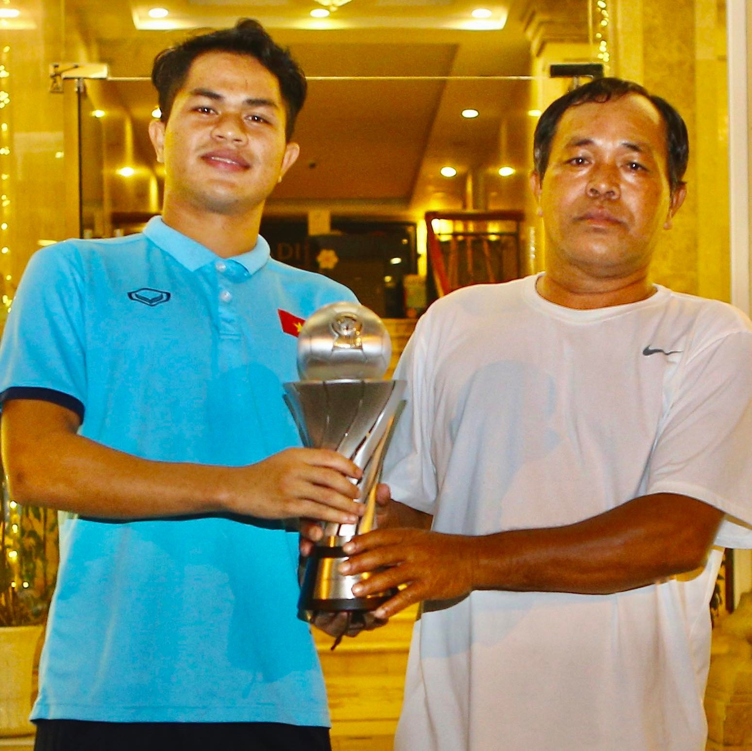 cha cua Dung Quang Nho anh 4