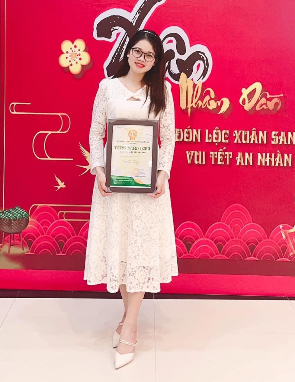 sep dong tuoi nhan vien anh 2