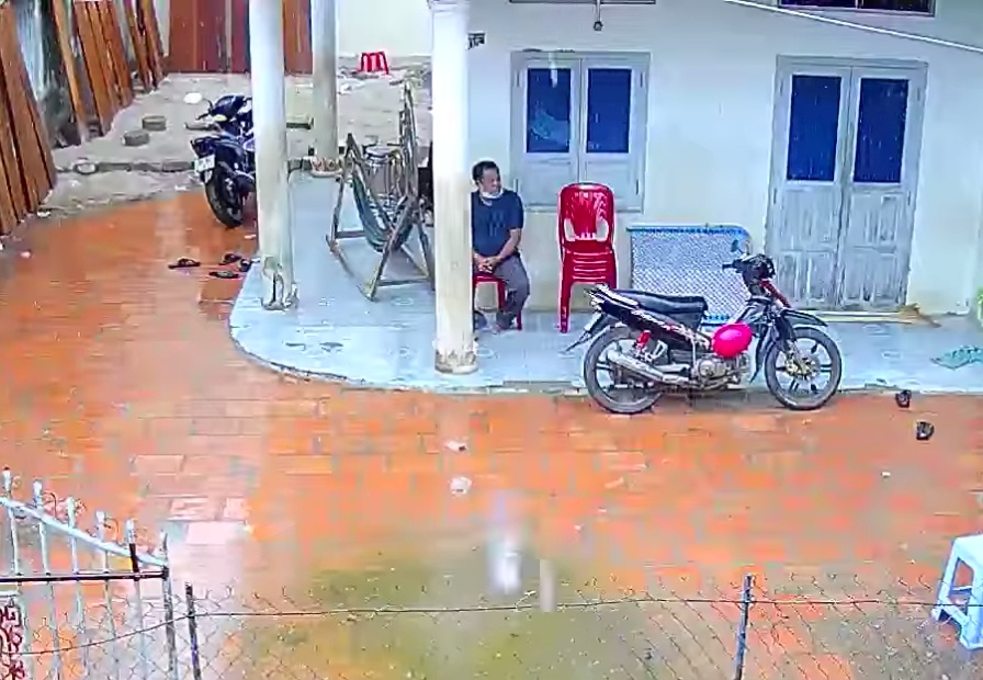 cha cua Dung Quang Nho anh 2