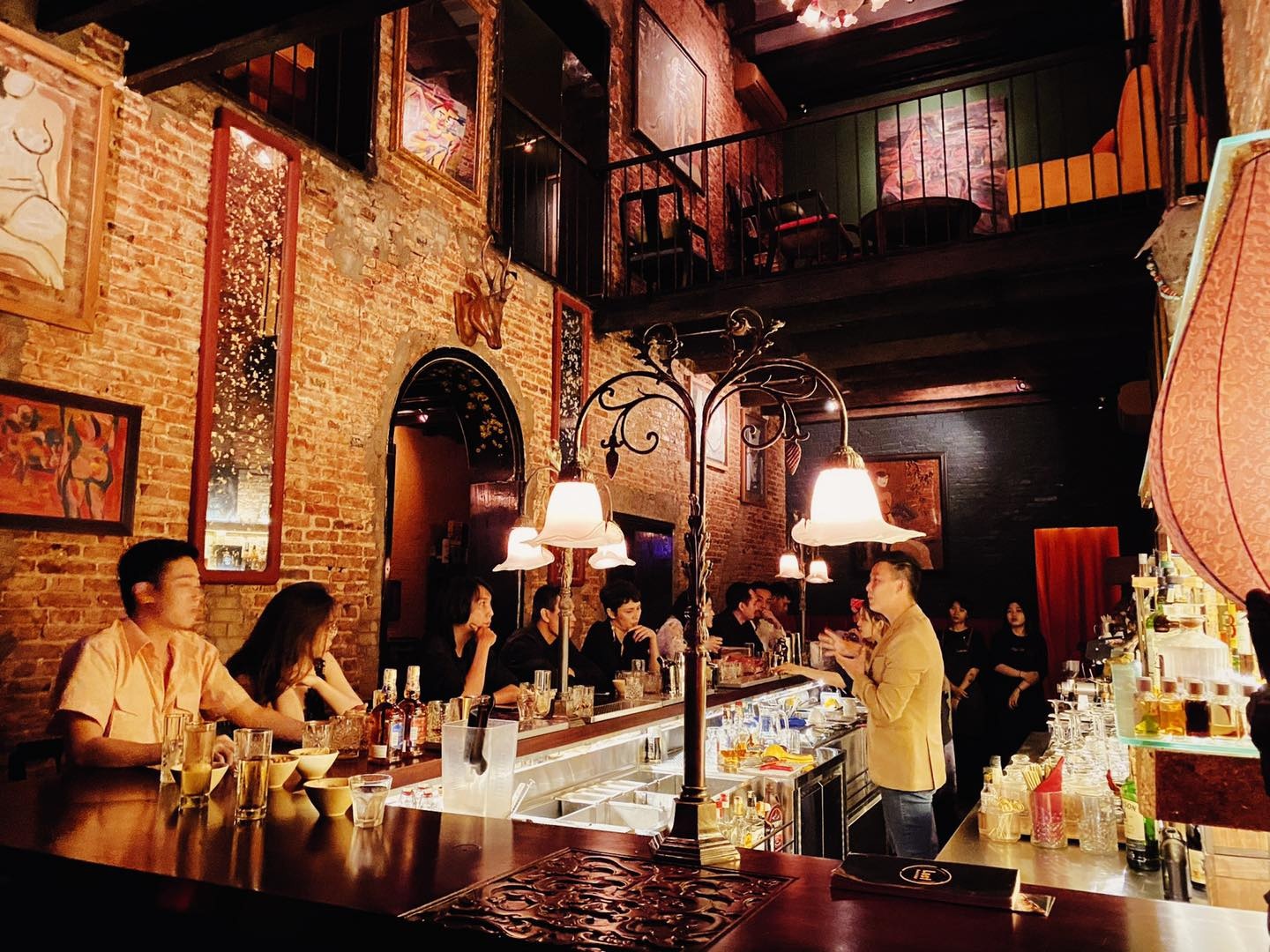 di bar lam viec anh 5