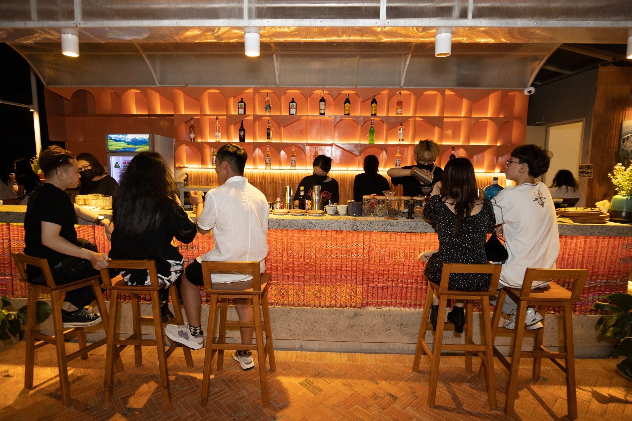 di bar lam viec anh 1