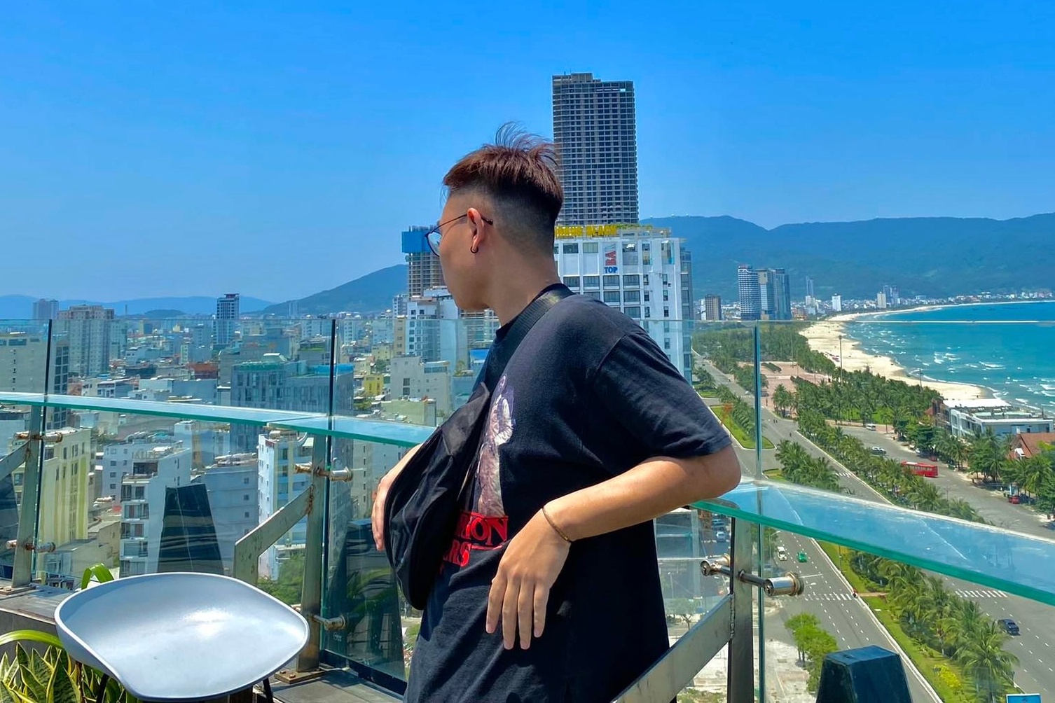 nghỉ việc vì sếp ảnh 2 nghi viec vi sep anh 2