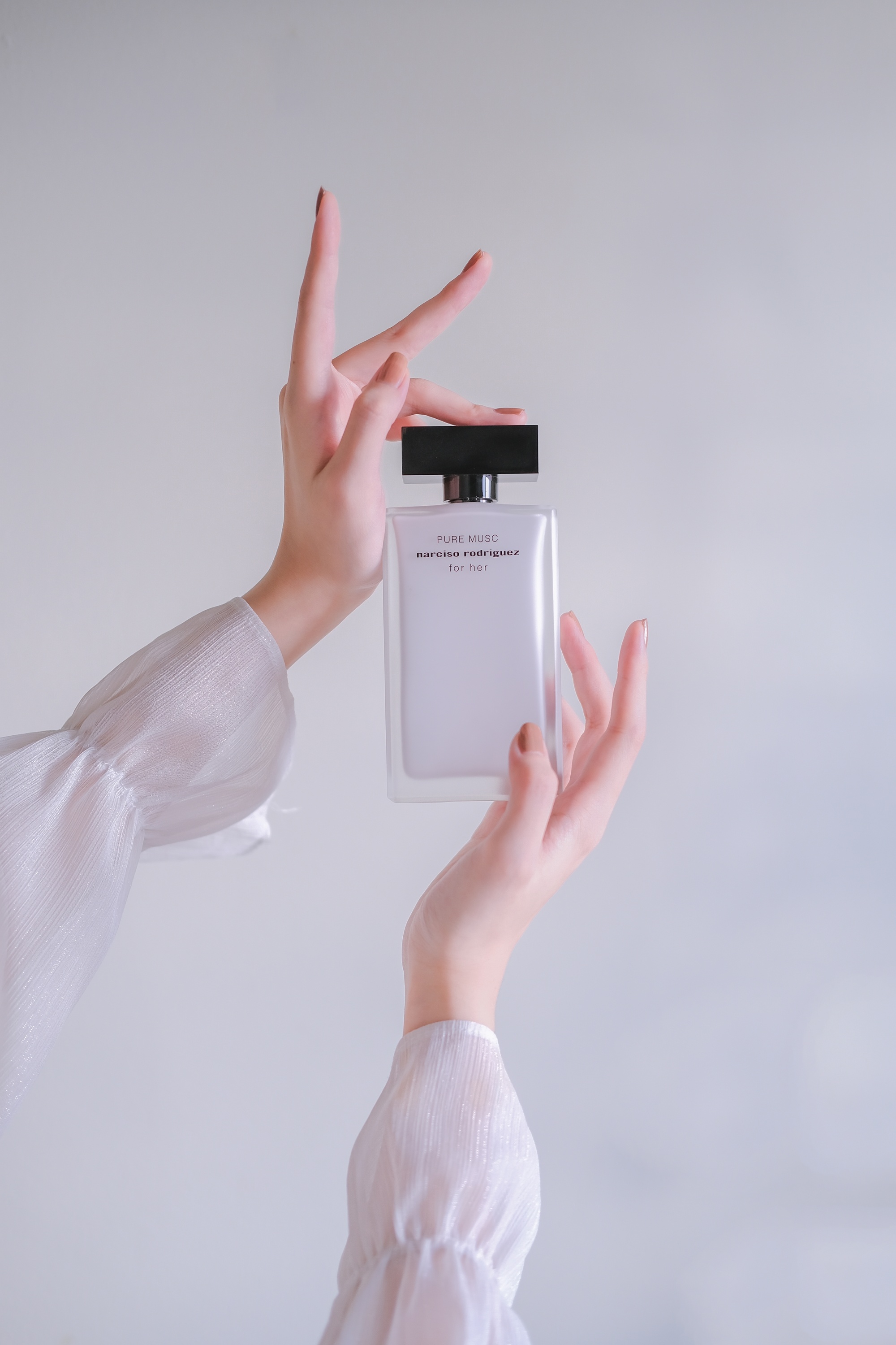 kho khan khi lam nguoi mau tay anh 2