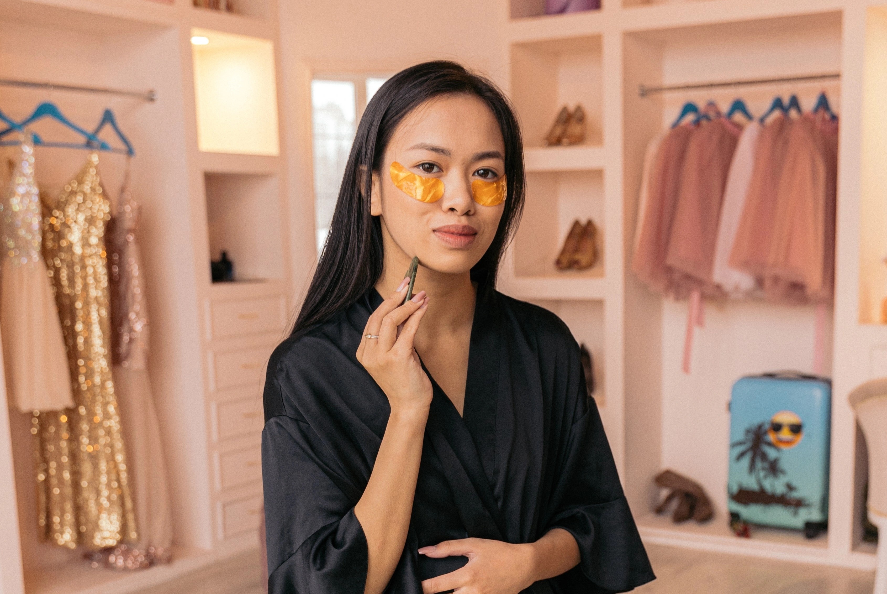 Nu gioi dang giau co hon hinh anh