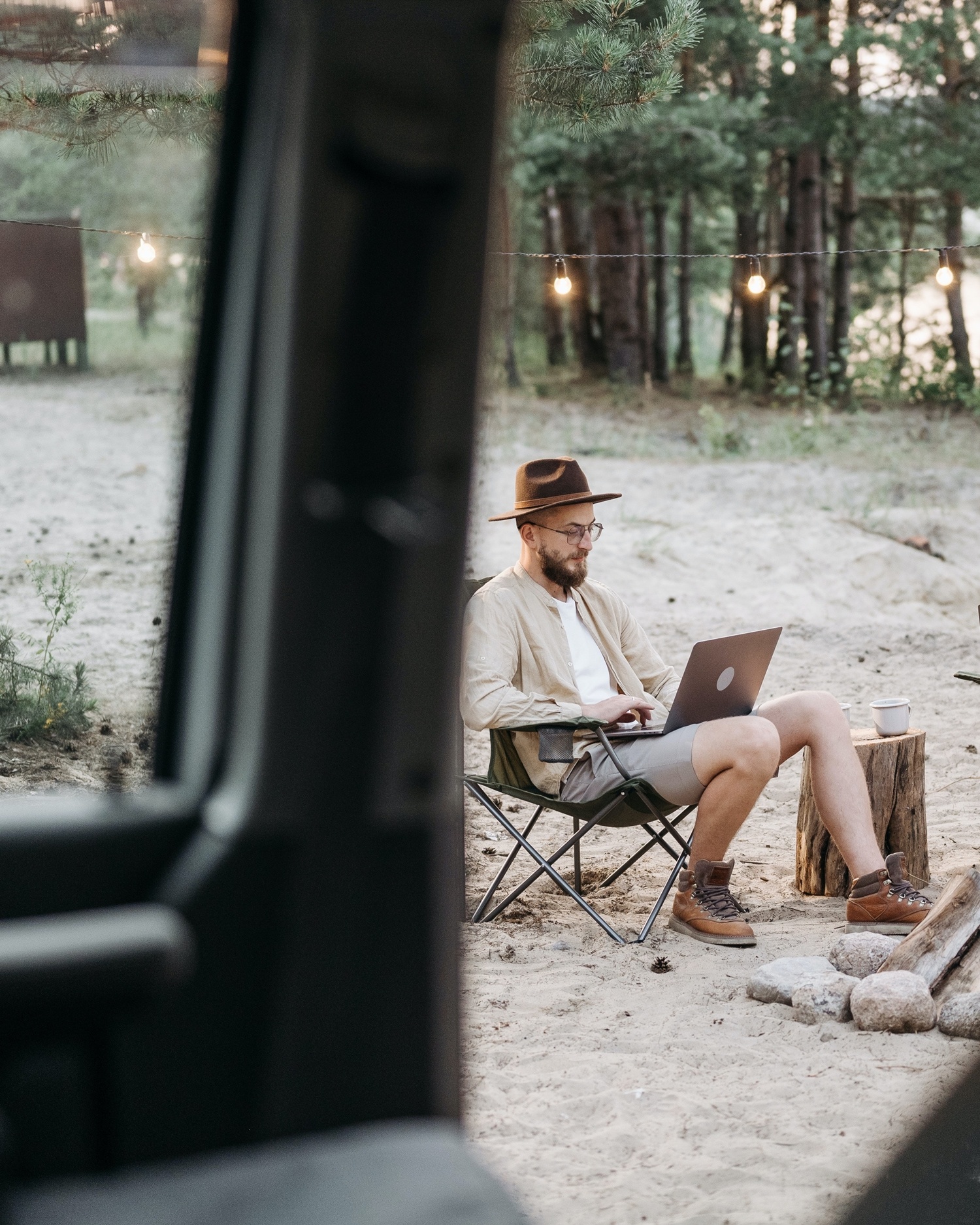 nhân viên nghỉ phép ảnh 2 nhan vien nghi phep anh 2