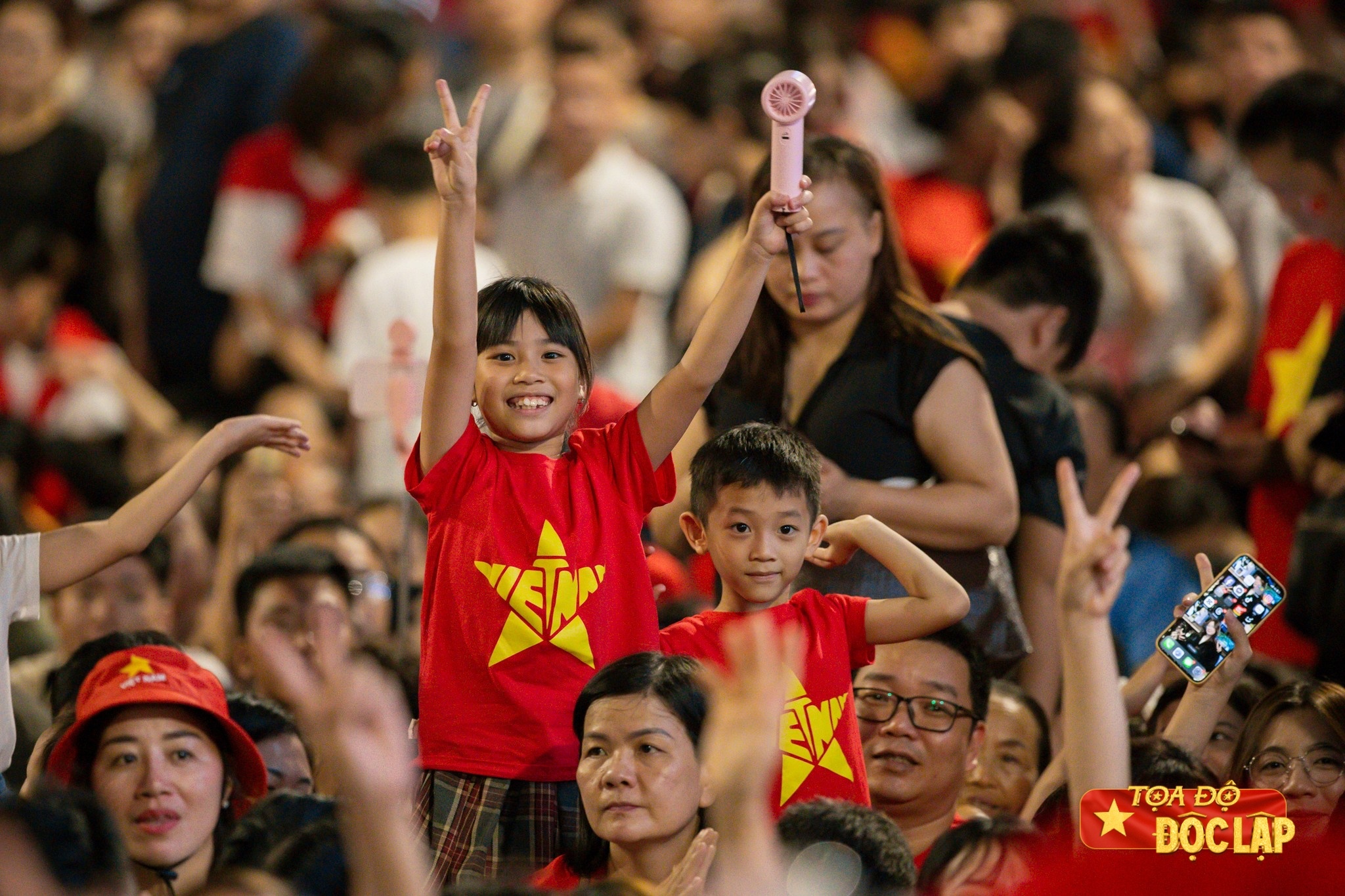 Chua kip nhan qua 100.000 dong truoc 2/9, nguoi dan can lam gi? hinh anh