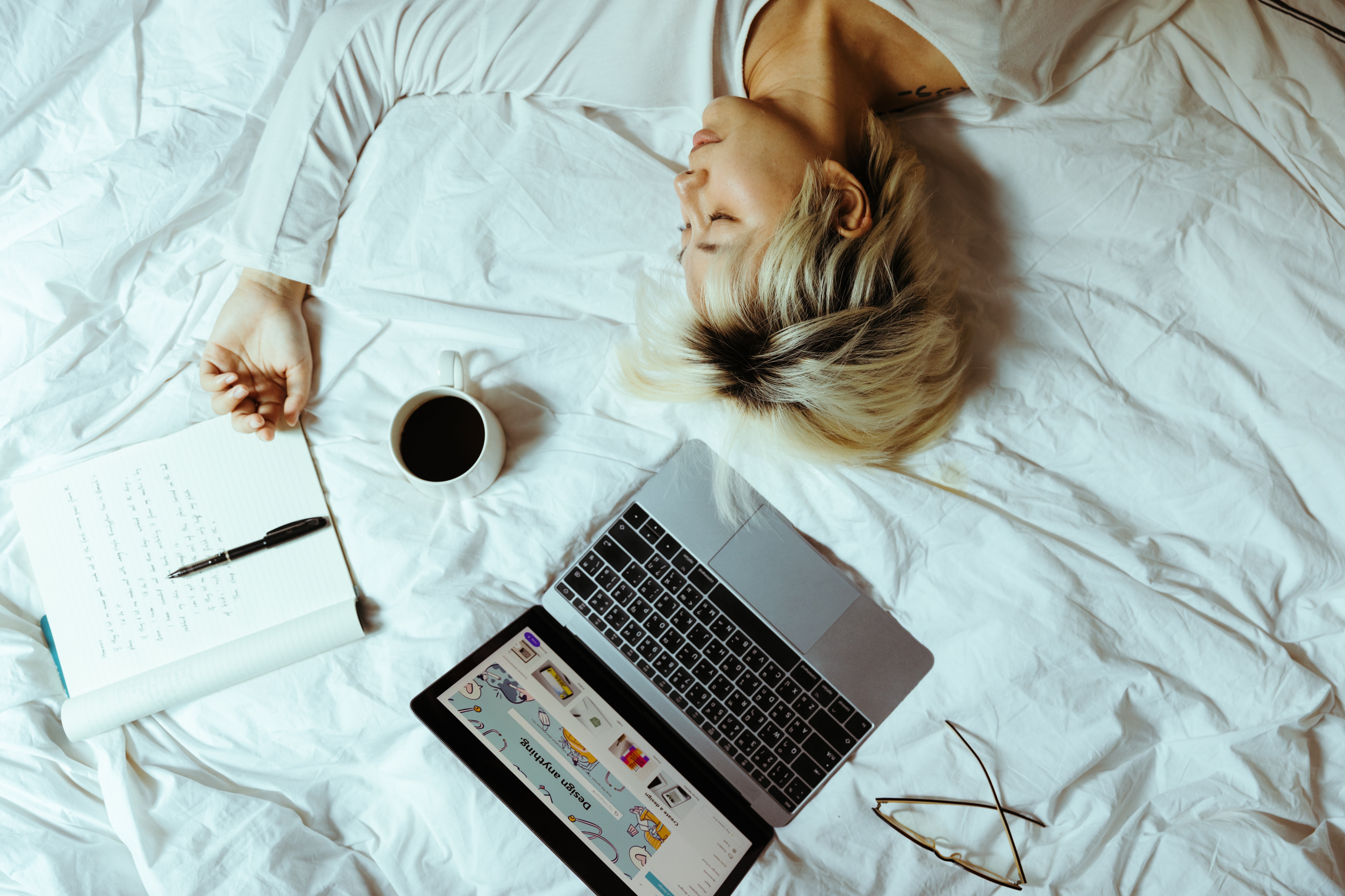 dấu hiệu làm việc quá sức ảnh 1 dau hieu lam viec qua suc anh 1