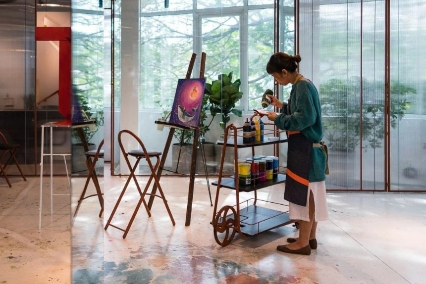 Nhung hoat dong de ban tan huong thoi gian mot minh hinh anh