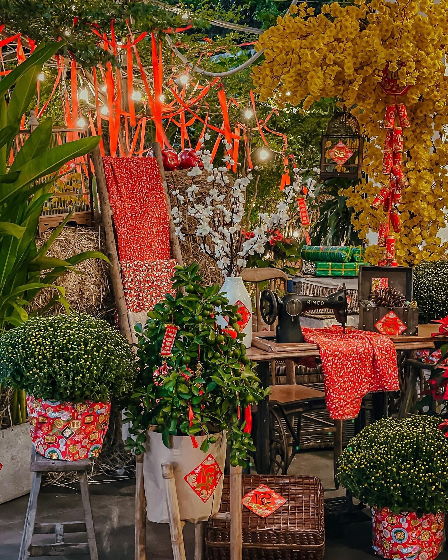 cà phê trang trí Tết tphcm ảnh 1 ca phe trang tri Tet tphcm anh 1