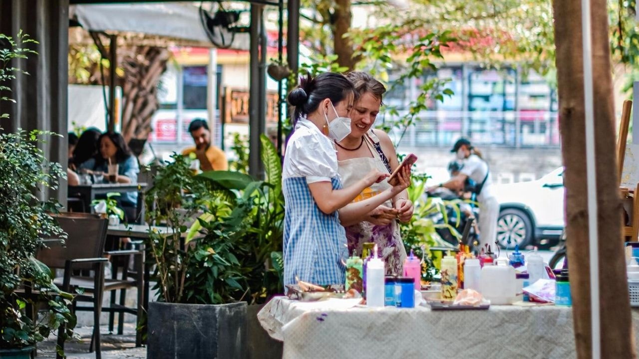 Hoi cho do chay o Thao Dien va 2 hoat dong thu gian cuoi tuan hinh anh