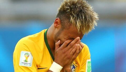 Scolari cau vien bac si vi cau thu Brazil dua nhau khoc hinh anh