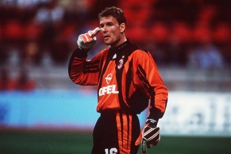 Lehmann trong màu áo Milan. Ảnh: Getty.