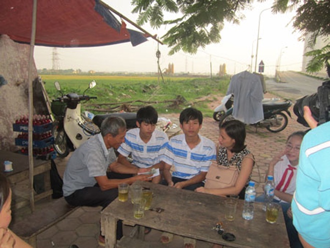 Nhung cau chuyen cam dong ve nguoi cha thu khoa DH Y Ha Noi hinh anh