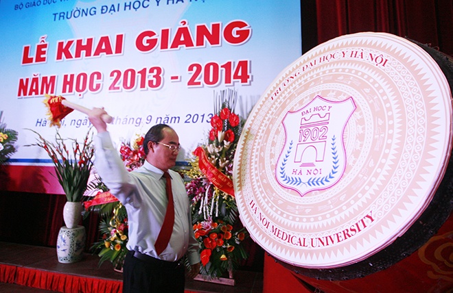 Pho Thu tuong danh trong khai giang tai DH Y Ha Noi hinh anh