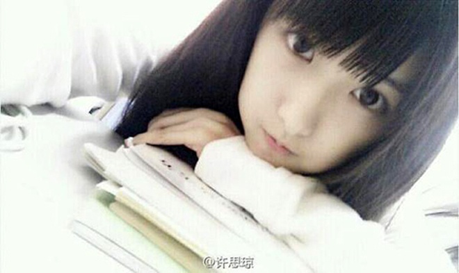 Co gai ban nuoc ngot xinh xan nhu thien than hinh anh