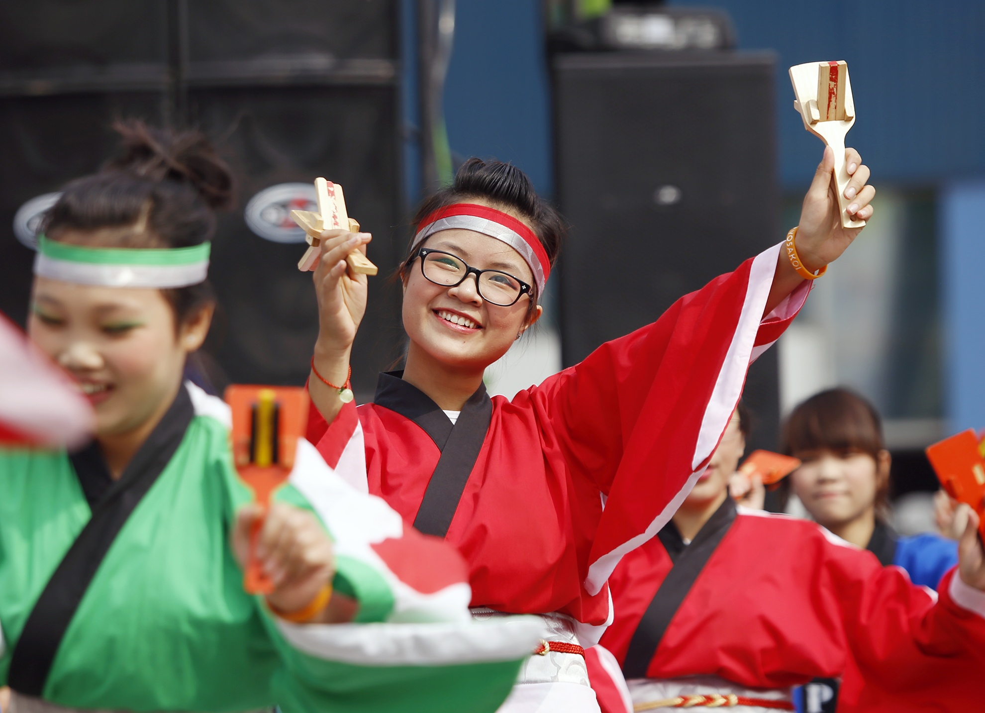 Mua Yosakoi khuay dong le hoi van hoa Viet Nhat hinh anh