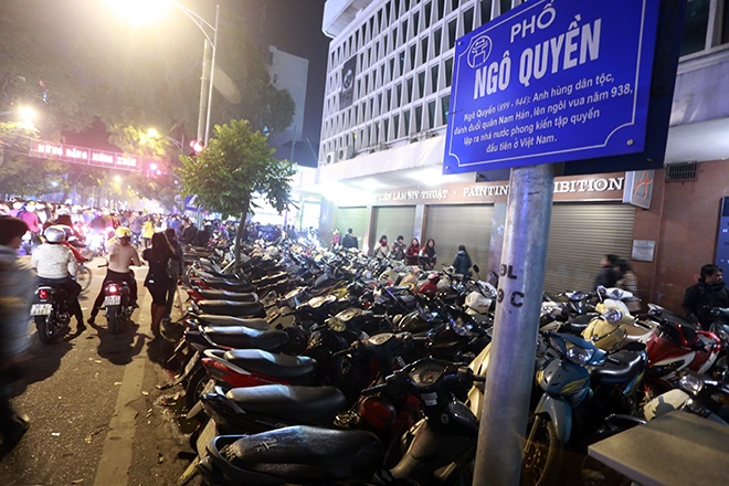 70.000 dong/lan gui xe may o khu vuc ho Hoan Kiem hinh anh