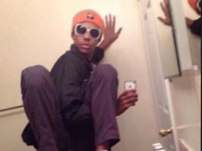 Trao luu tu suong voi cua tran ngap mang xa hoi hinh anh